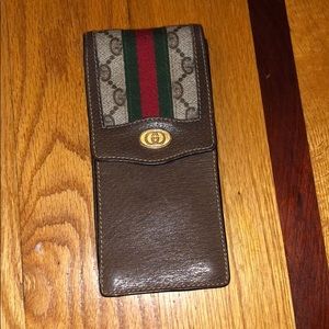 Gucci Holder
